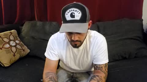 Snapshot of brownboyt chatting on November 27, 7:32 am brownboyt online show from November 27, 7:32 am