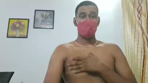 brownguy2505 online show from October 22, 10:15 am