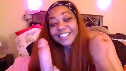 brownroundrenee online show from February 4, 9:52 pm