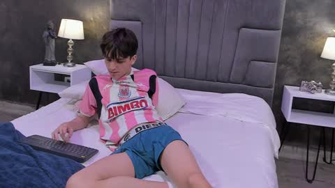 Bruce Hans online show from February 8, 2:38 pm