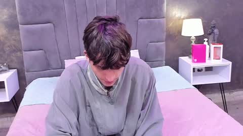 Bruce Hans online show from February 24, 11:43 am