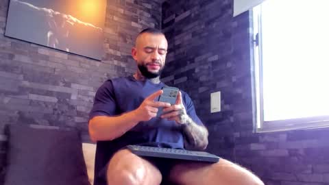 brucedallas online show from September 20, 6:42 pm