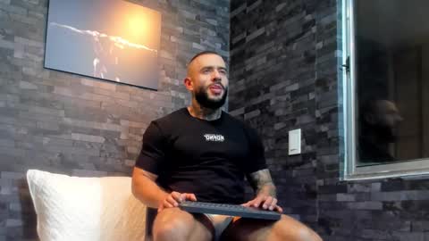 brucedallas online show from October 12, 11:26 pm