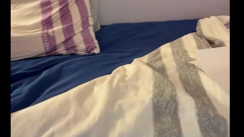 Snapshot of brujo_4 chatting on October 7, 1:52 pm Brujo 4 online show from October 7, 1:52 pm