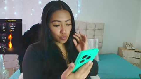 Andrea  online show from November 5, 7:58 pm