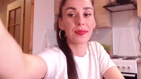 Ellis online show from February 2, 9:51 am