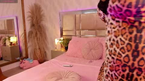 Brenda online show from October 2, 5:47 am