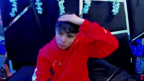 Snapshot of bruno_cruz chatting on September 15, 6:13 am Bruno Cruz online show from September 15, 6:13 am