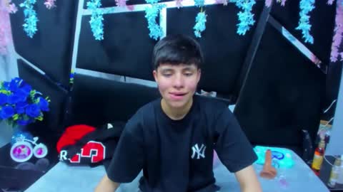 Snapshot of bruno_cruz chatting on December 14, 2:39 am Bruno Cruz online show from December 14, 2:39 am