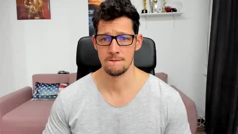 Brutus K online show from January 4, 3:39 pm