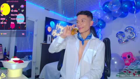 BRYAM INDEPENDENT MODEL online show from January 14, 5:08 am