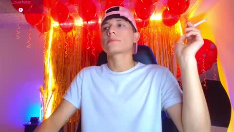 BRYAM INDEPENDENT MODEL online show from September 12, 1:17 am