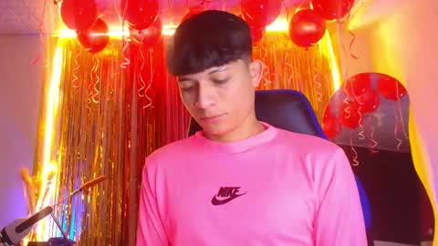 BRYAM INDEPENDENT MODEL online show from September 30, 1:10 am