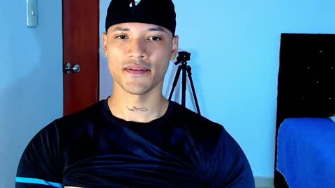 Snapshot of bryan_boy_ chatting on October 8, 11:35 pm bryan online show from October 8, 11:35 pm