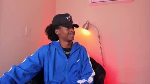 Snapshot of bryxxxon1 chatting on February 25, 2:00 pm Bryxon online show from February 25, 2:00 pm