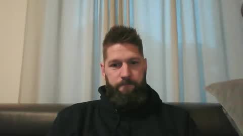 Snapshot of bubblebee1982 chatting on January 9, 8:03 am bubblebee1982 online show from January 9, 8:03 am