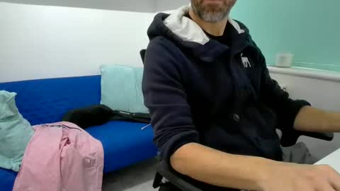 Bubblebum online show from December 3, 1:43 pm