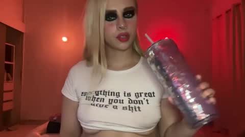 Isabella but call me isa  online show from September 12, 4:45 am