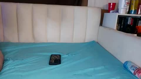 Max  candi online show from November 9, 3:16 am