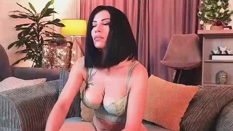 MayaCroft online show from December 15, 11:34 am