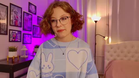 Alice online show from September 30, 8:14 pm