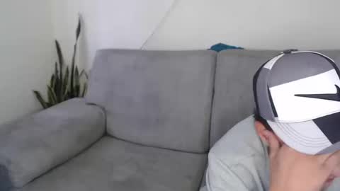 Snapshot of buda_and_cataleya_ chatting on September 10, 3:23 pm Buda y Cataleya online show from September 10, 3:23 pm