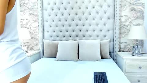 Snapshot of buda_and_cataleya_ chatting on October 23, 11:09 am Buda y Cataleya online show from October 23, 11:09 am