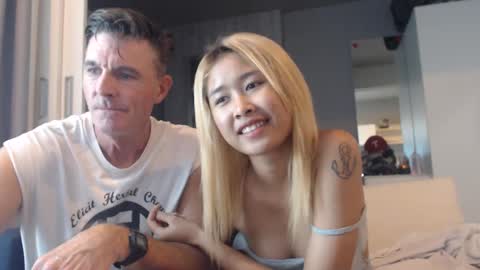 buddiup2 online show from February 10, 9:36 am