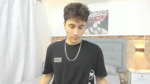 Snapshot of buddy_whitte chatting on January 22, 11:12 am Buddy Whitte online show from January 22, 11:12 am