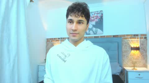 Snapshot of buddy_whitte chatting on January 26, 11:28 am Buddy Whitte online show from January 26, 11:28 am