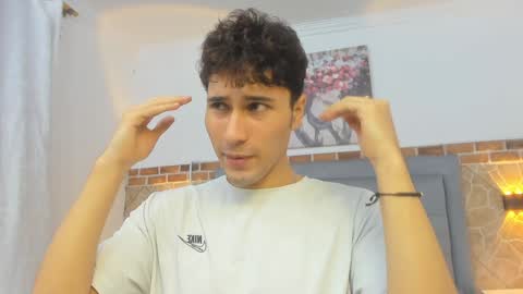 Snapshot of buddy_whitte chatting on January 28, 11:17 am Buddy Whitte online show from January 28, 11:17 am