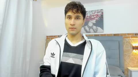 Snapshot of buddy_whitte chatting on February 9, 11:25 am Buddy Whitte online show from February 9, 11:25 am