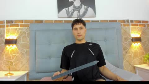 Snapshot of buddy_whitte chatting on February 21, 5:31 pm Buddy Whitte online show from February 21, 5:31 pm