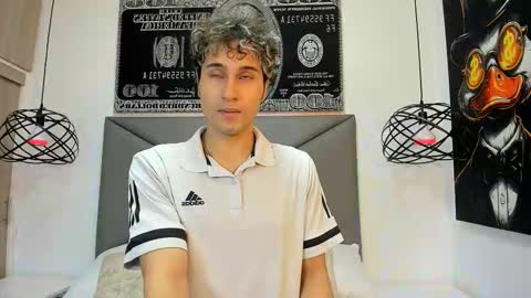 Snapshot of buddy_whitte chatting on November 5, 12:16 pm Buddy Whitte online show from November 5, 12:16 pm