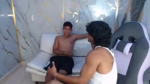 bull_cam online show from November 27, 4:20 pm