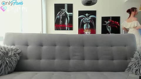 Snapshot of bumbum_kalibum chatting on October 1, 8:59 pm Ivan online show from October 1, 8:59 pm