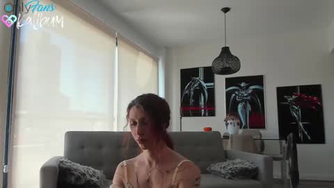 Snapshot of bumbum_kalibum chatting on October 8, 5:10 pm Ivan online show from October 8, 5:10 pm