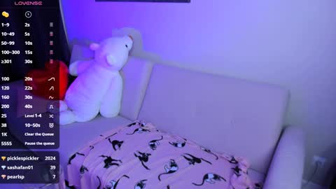 Sasha  online show from February 4, 7:55 pm