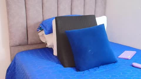 Snapshot of bunny_swtt chatting on January 21, 6:22 am Carolina online show from January 21, 6:22 am