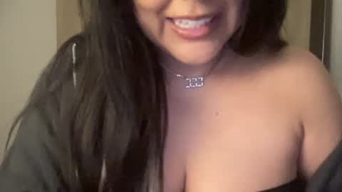 bunnymami333 online show from September 28, 4:40 am