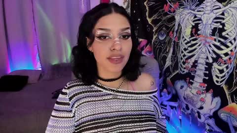   online show from December 26, 7:03 am