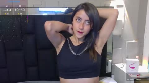 Snapshot of bunnyvan chatting on November 13, 6:45 am Vanessa online show from November 13, 6:45 am