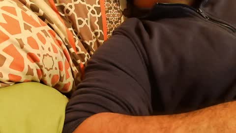 Snapshot of burlymonster chatting on December 30, 4:40 pm Hairy Arabian online show from December 30, 4:40 pm