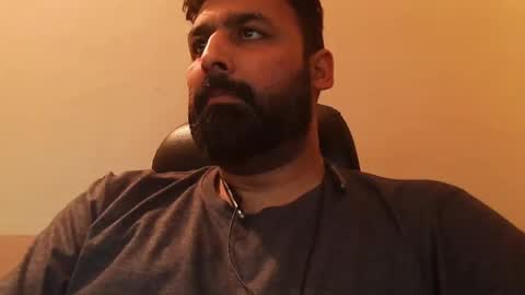 Snapshot of burlymonster chatting on January 16, 6:06 pm Hairy Arabian online show from January 16, 6:06 pm