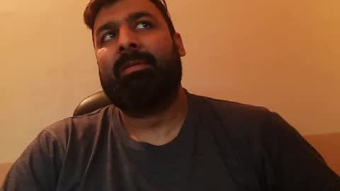 Snapshot of burlymonster chatting on January 17, 6:04 am Hairy Arabian online show from January 17, 6:04 am