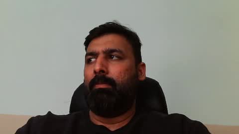 Snapshot of burlymonster chatting on January 28, 3:35 pm Hairy Arabian online show from January 28, 3:35 pm