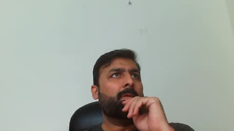 Snapshot of burlymonster chatting on February 12, 12:22 pm Hairy Arabian online show from February 12, 12:22 pm