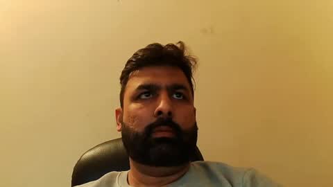 Snapshot of burlymonster chatting on February 25, 4:24 am Hairy Arabian online show from February 25, 4:24 am