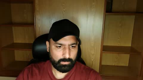 Snapshot of burlymonster chatting on September 18, 4:58 am Hairy Arabian online show from September 18, 4:58 am