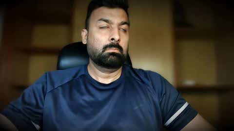 Snapshot of burlymonster chatting on September 27, 12:26 am Hairy Arabian online show from September 27, 12:26 am